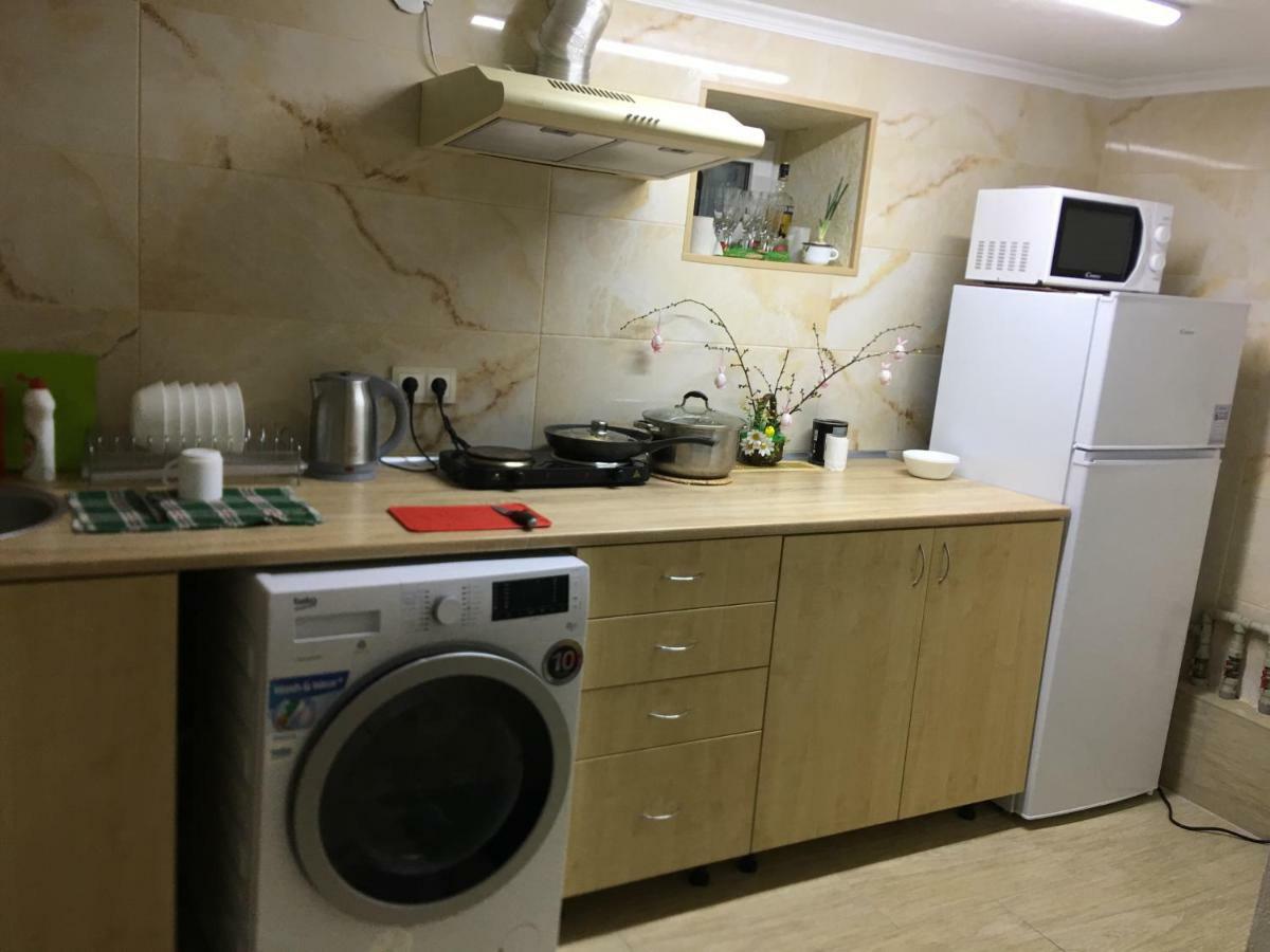 Hotel Rafinad Lviv Eksteriør bilde